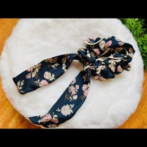 Blue pink Flower elegant hair scrunchies